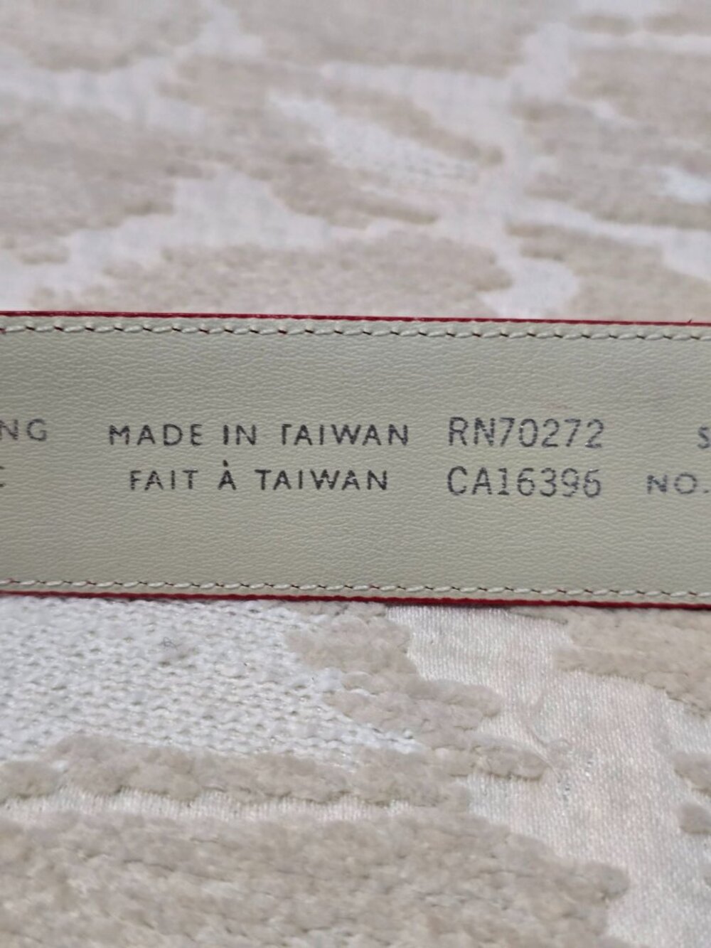 Liz Claiborne Womens L Red Leather Belt Gold and Silver Tone Buckle 1991 - Picture 8 of 11